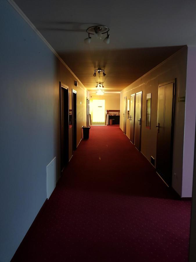 Noclegi-Nowadeba Tarnowska Wola エクステリア 写真